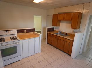 57 Brayton Ave FLOOR 2, Warwick, RI 02886