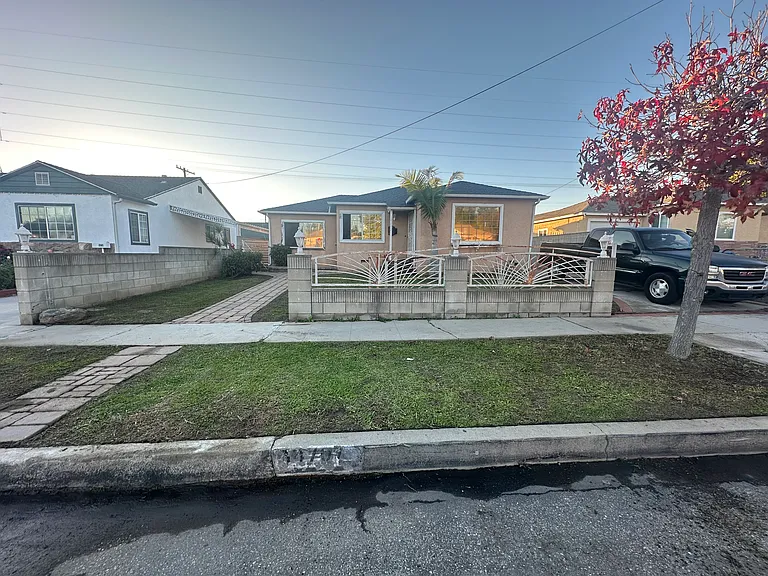 S Denver Ave — Photo 2