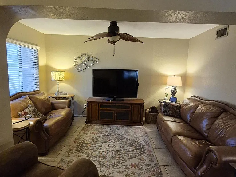 1861 Montana Vis #A — Photo 5