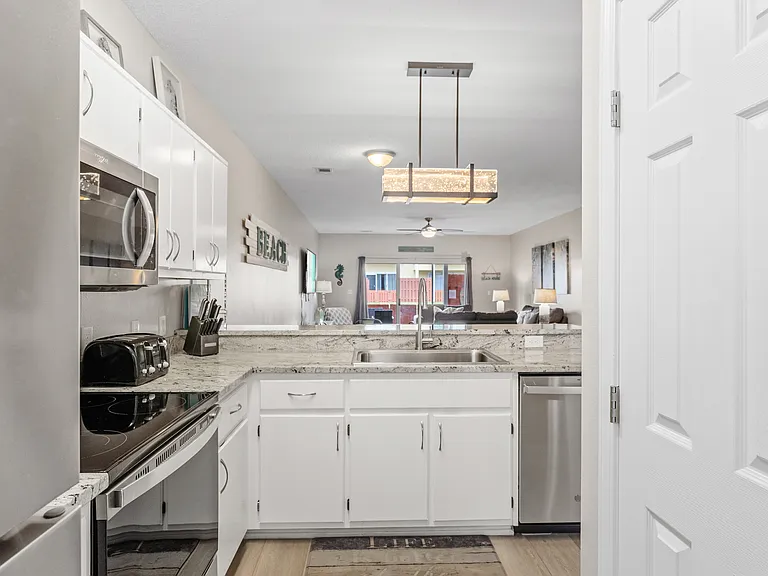 450 S Geronimo St #204 — Photo 2
