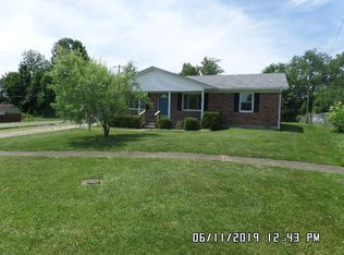 131 Periwinkle Dr, Radcliff, KY 40160