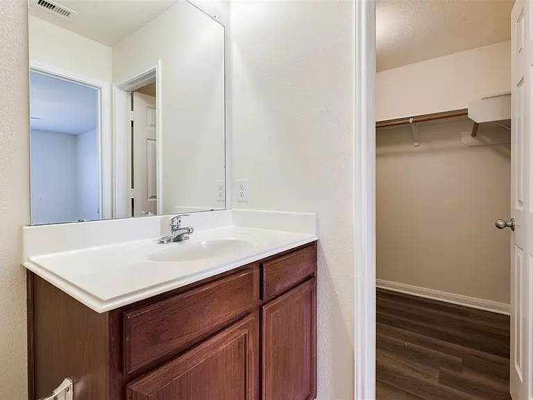 26918 Graybill Ct — Photo 14