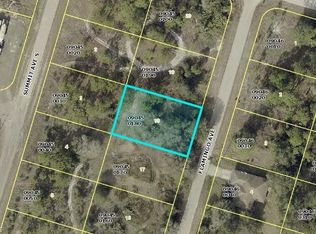 562 Flamingo Ave S, Lehigh Acres, FL 33974