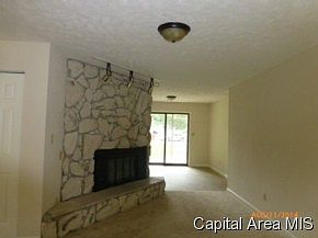 3rd image of 14464 Pioneer Dr