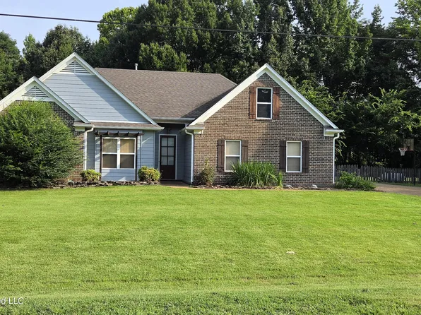 85 Lee Creek Cv, Byhalia, MS 38611