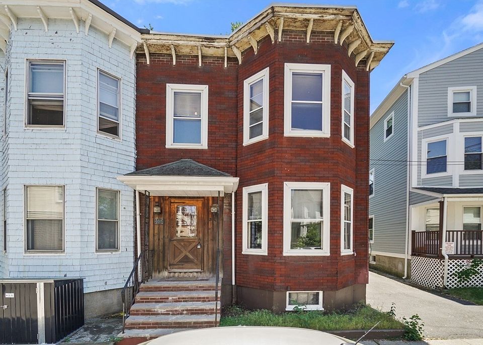 1st image of 25 Bradbury St