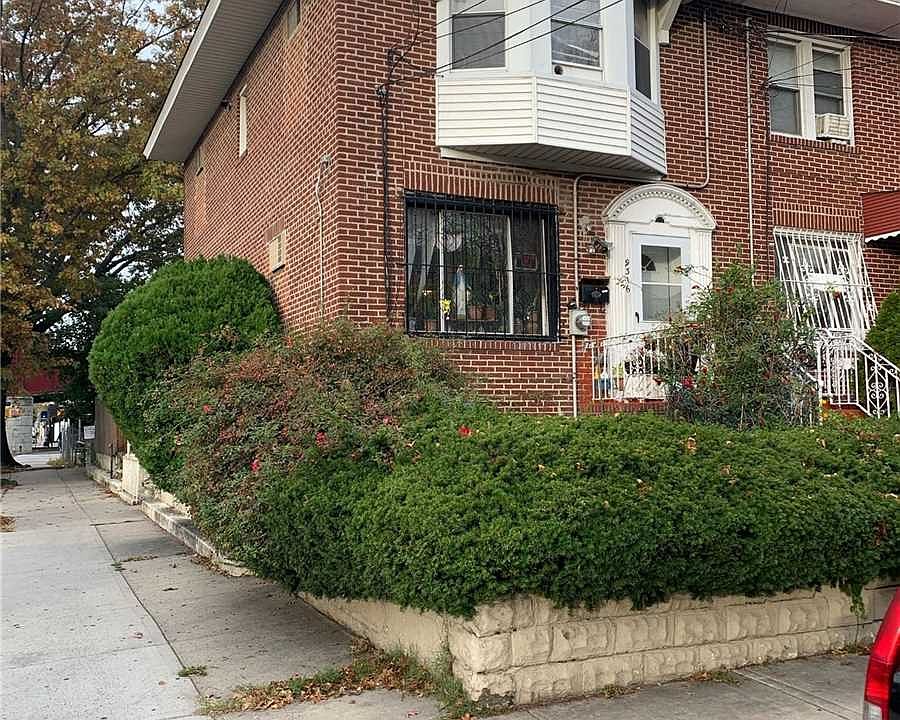 2nd image of 9316 95th St