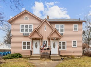 522 Jackson St #L, Aurora, IL 60505