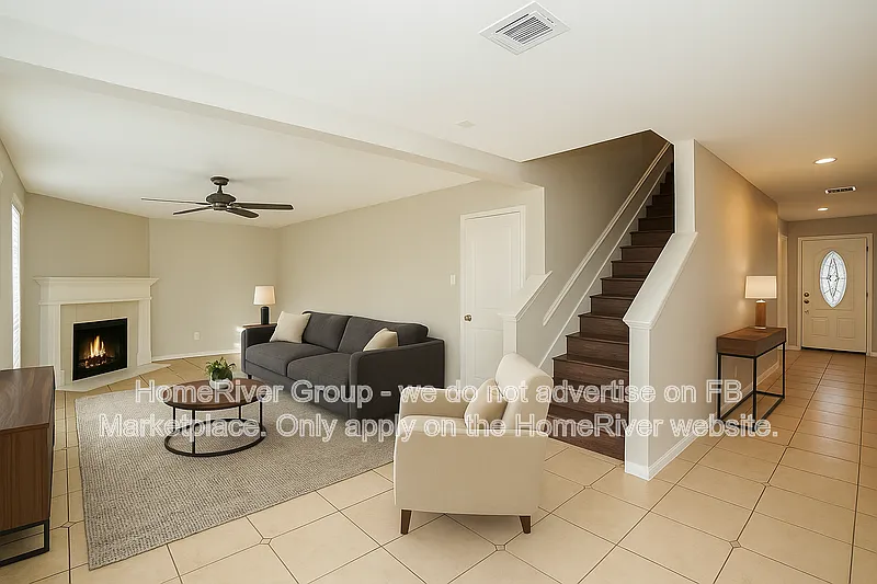 4 bed, 2.5 bath, 2350 sqft, $2,295 — Photo 3
