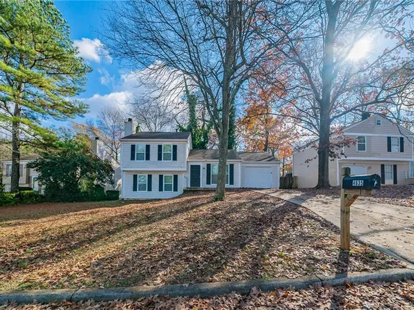 4635 Garden Hills Dr, Stone Mountain, GA 30083