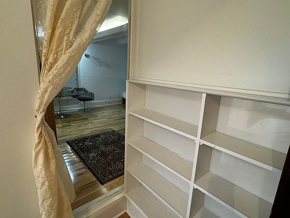 5th image of 4761 Liberty Ave APT 5