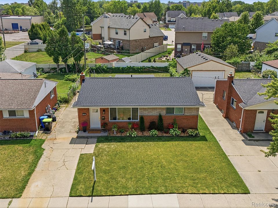 1640 Nottingham Dr, photo 29