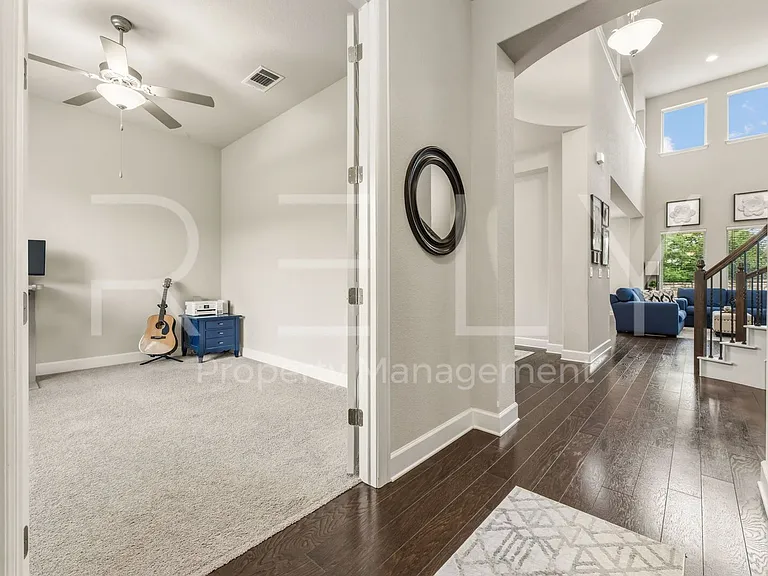 240 Cross Timbers Dr — Photo 5