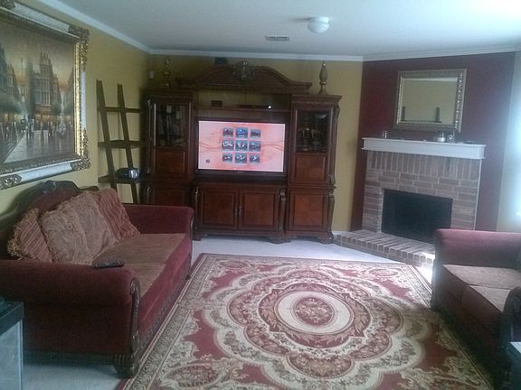 2nd image of 9217 Quarter Horse Ln
