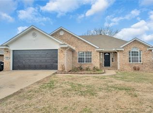 3008 Pagosa St, Springdale, AR 72764