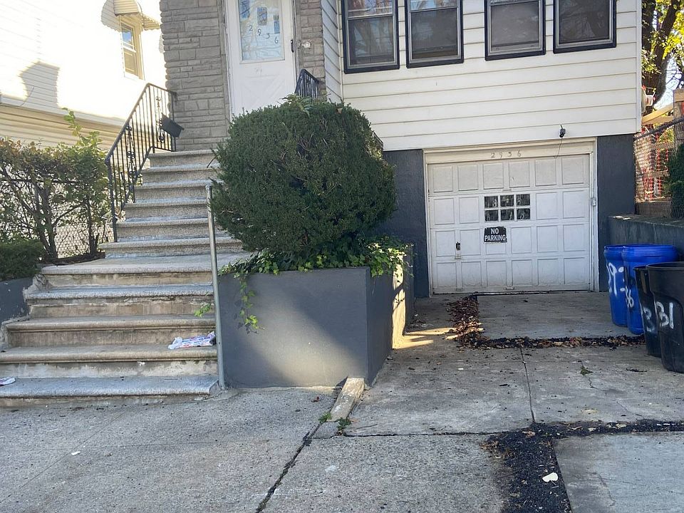 1st image of 2936 Yates Ave