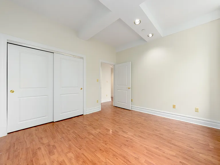45-02 Ditmars Blvd #137 — Photo 10