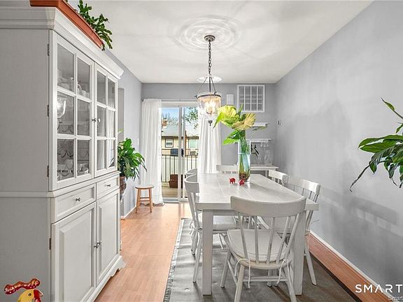 3rd image of 50 Greenhouse Road #26B