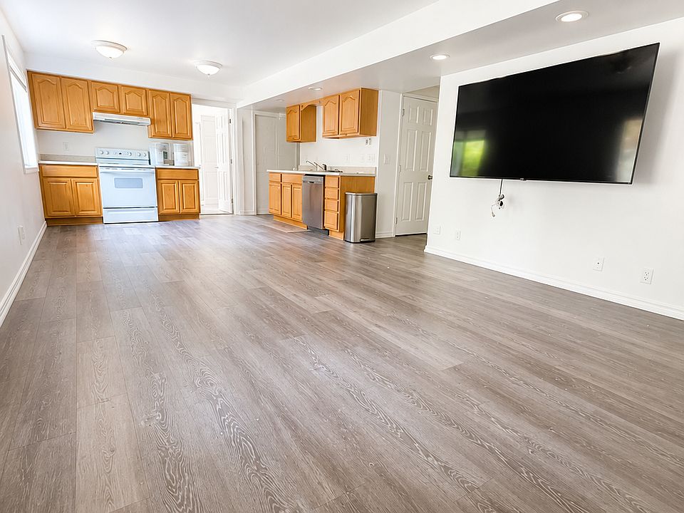 1st image of 18016 159th Ave NE #Basement