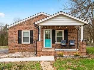 5016 Clearwater Lake Rd, Mount Holly, NC 28120