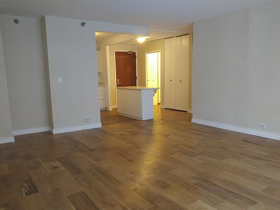2nd image of 401 E Ontario St APT 408