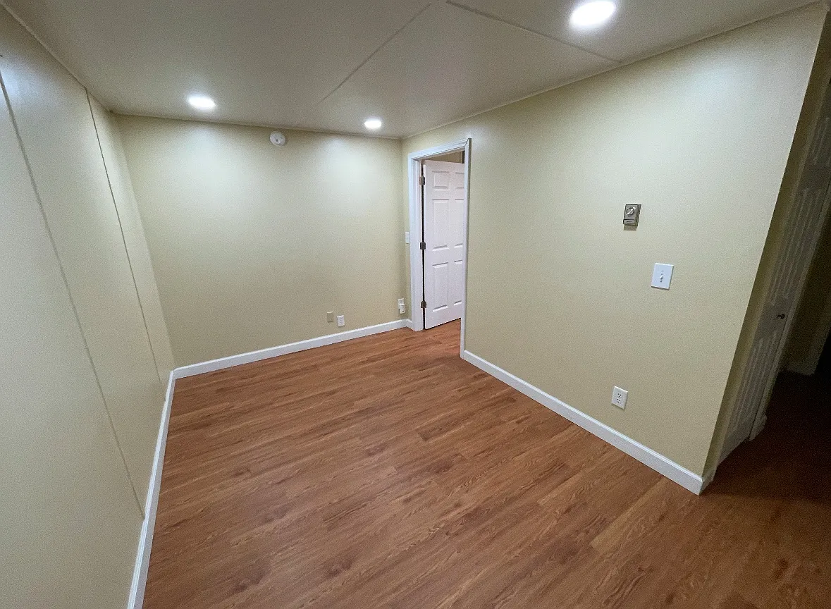 1 bed, 500 sqft, $650 — Photo 3