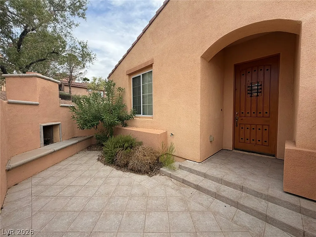 2 bed, 2.0 bath, 1360 sqft, $2,300 — Photo 4