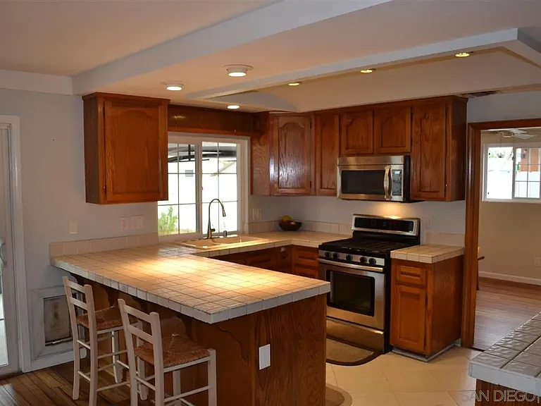 1260 Connecticut St — Photo 4
