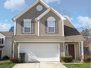 5016 Wallace Creek Ln, Charlotte, NC 28212