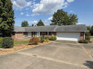 1516 Jan Ann Ct, Washington, IN 47501