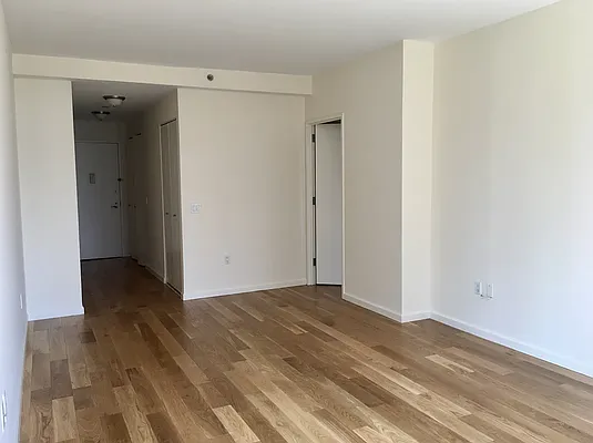 Rented by Compass | media 18