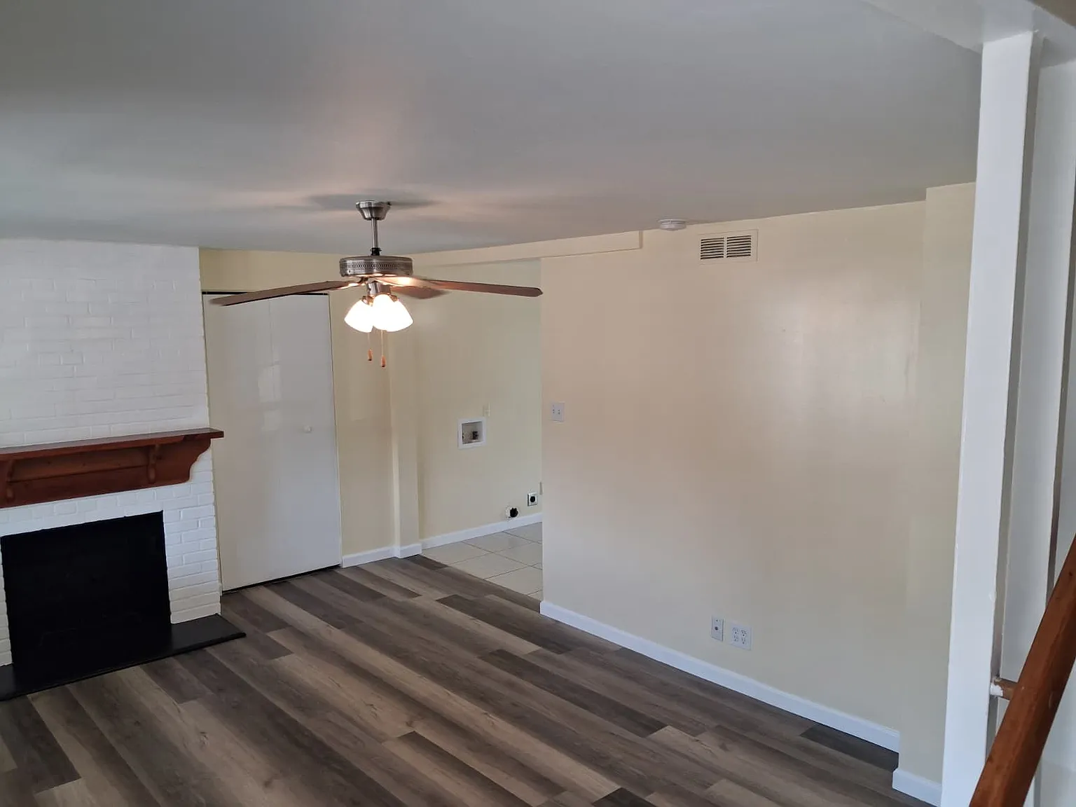 2 bed, 1000 sqft, $1,600 — Photo 4