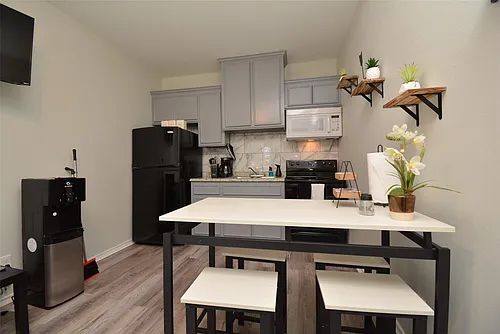 7124 Avenue F #3 Photo 1