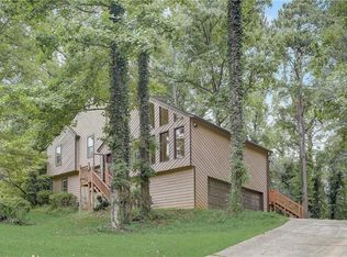 4174 Bent Willow Dr SW, Lilburn, GA 30047