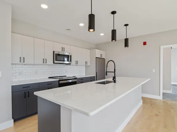 20 Upper Falls Road #402, Biddeford, ME 04005