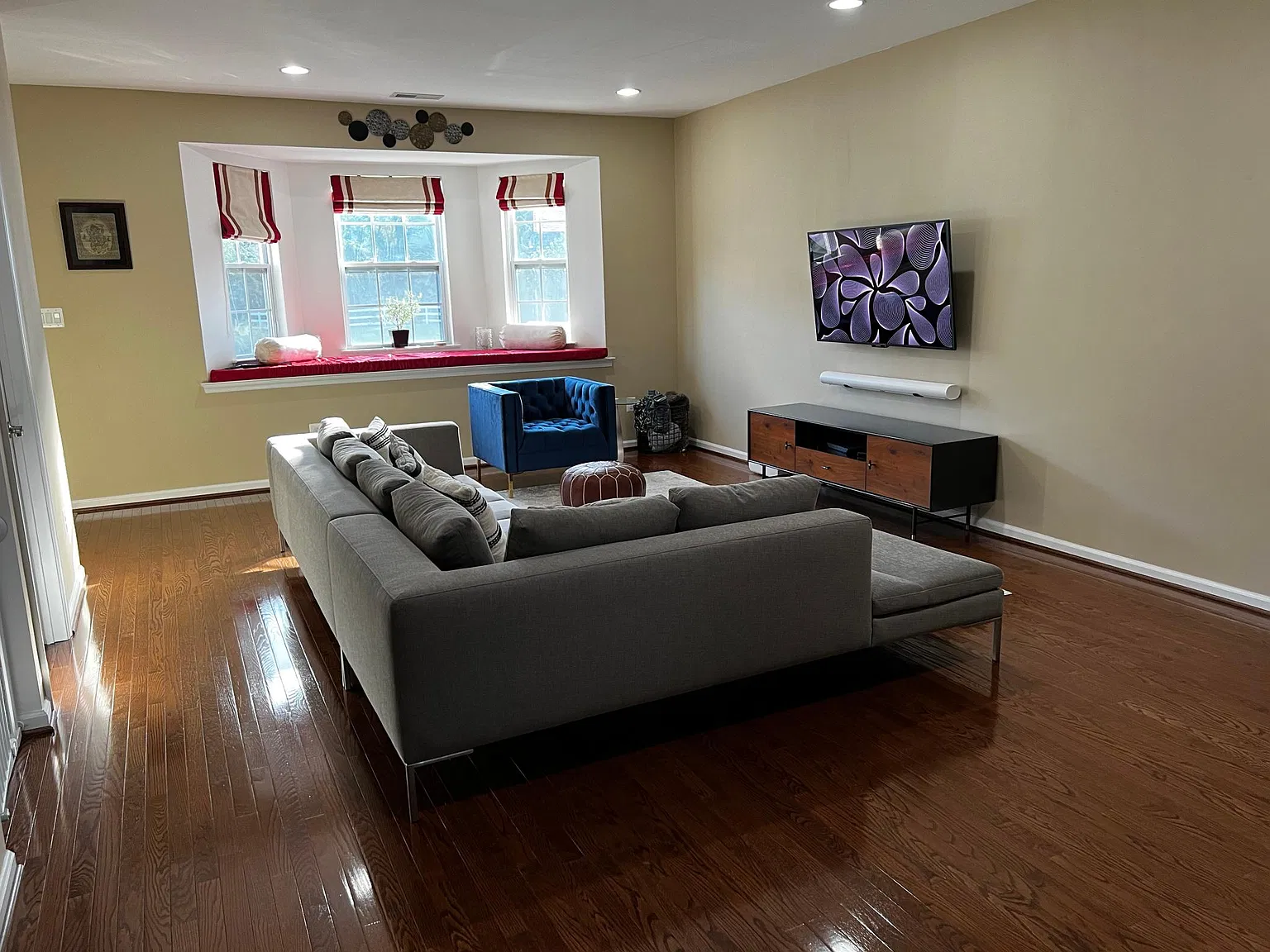 4437 Riverview Ln — Photo 3