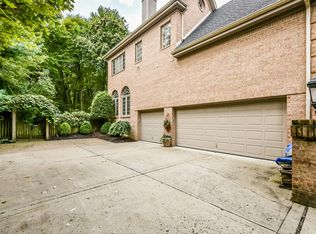 124 Snowberry Ln, Gibsonia, PA 15044