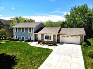 8117 S 85th St, Franklin, WI 53132