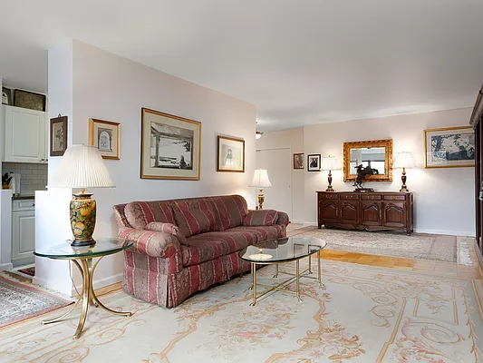 Sold by Owner | media 24