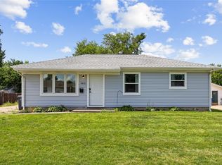 1411 Miami Dr NE, Cedar Rapids, IA 52402