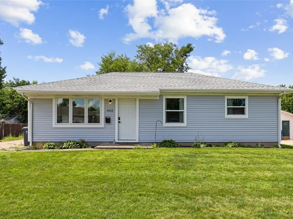 1411 Miami Dr NE, Cedar Rapids, IA 52402