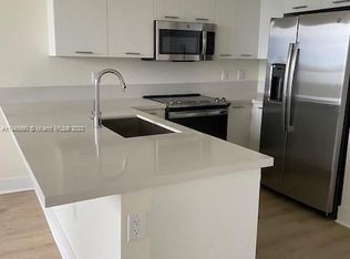 10300 SW 66th St #303, Miami, FL 33173