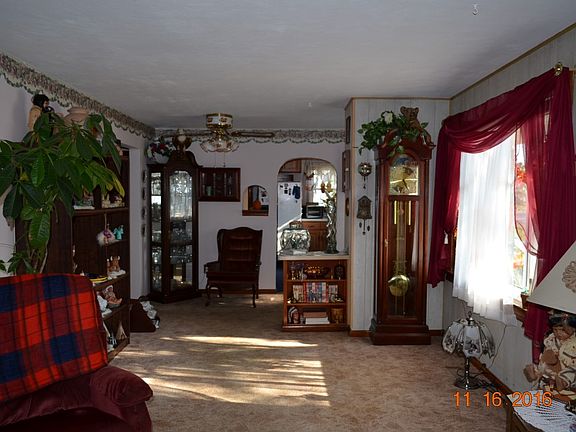 4th image of 194 W Lane Ave