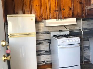 172 1/2 E 153rd St #1, Harvey, IL 60426