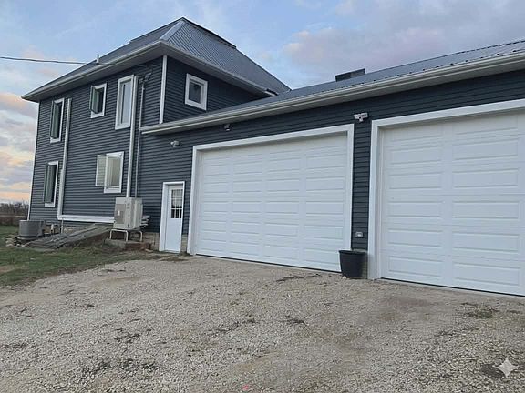 3rd image of 1097 Old Stage Rd