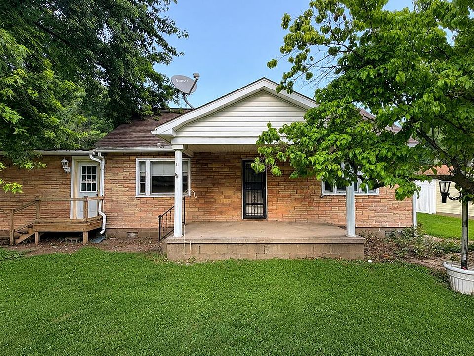 1st image of 270 4th Street