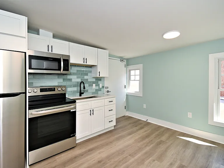 20 S Hanover St #2B — Photo 16