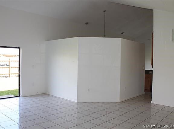 Living/dining area
