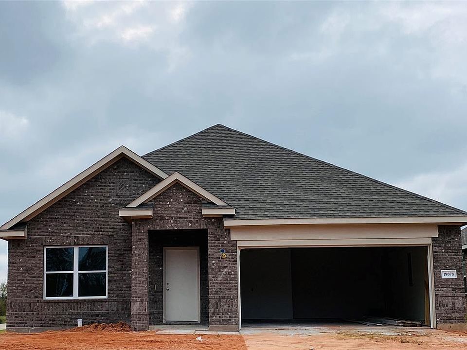 2nd image of 19078 Minero Ln