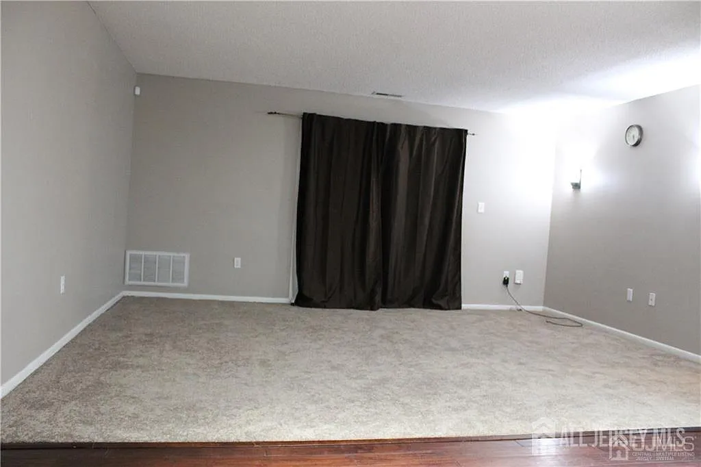 2 bed, 2.0 bath, $2,300 — Photo 4